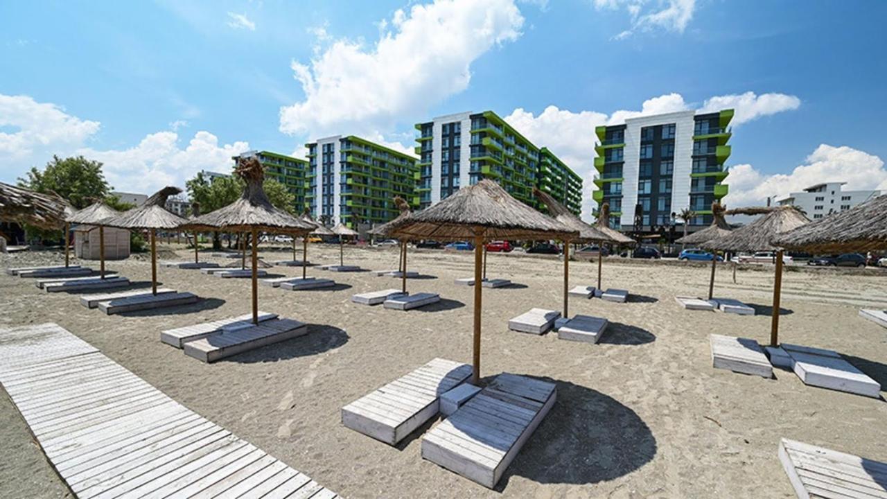 Mur Apartament Alezzi Beach Resort Năvodari Exterior foto
