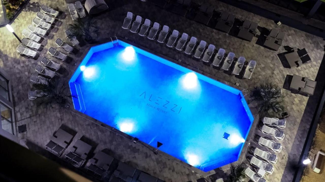 Mur Apartament Alezzi Beach Resort Năvodari Exterior foto